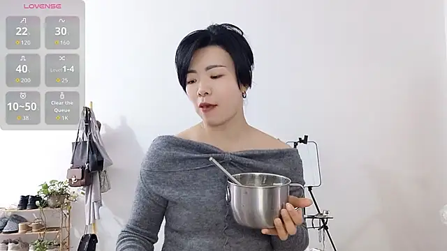 adele8731 online show from December 1, 2025, 5:19 am