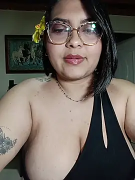 Snapshot of Anna_Lucia88 chatting on November 22, 2025, 7:18 am Anna Lucia88 online show from November 22, 2025, 7:18 am