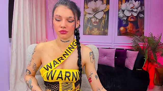 YasminWild online show from February 7, 2026, 4:31 am