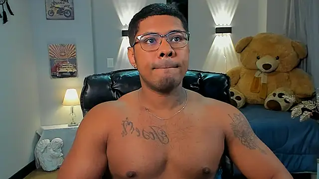 LEONHDZ online show from November 17, 2025, 3:10 am