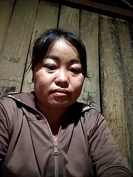 Rose-rose1234 online show from November 16, 2025, 11:15 am