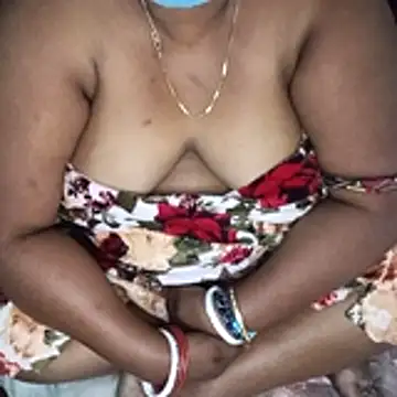 arpitaroy0 online show from January 8, 2026, 3:23 am