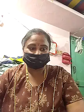 Snapshot of Tamil_devagi chatting on December 13, 2025, 8:04 pm Tamil devagi online show from December 13, 2025, 8:04 pm