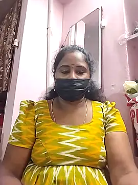 Snapshot of Tamil_devagi chatting on November 30, 2025, 2:18 pm Tamil devagi online show from November 30, 2025, 2:18 pm