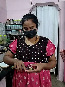 Snapshot of Tamil_devagi chatting on January 12, 2026, 6:31 am Tamil devagi online show from January 12, 2026, 6:31 am