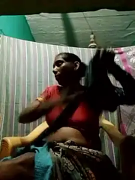 Snapshot of Xx_savita chatting on March 15, 2026, 12:28 am Xx savita online show from March 15, 2026, 12:28 am