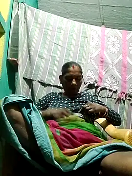 Snapshot of Xx_savita chatting on April 8, 2026, 8:10 pm Xx savita online show from April 8, 2026, 8:10 pm