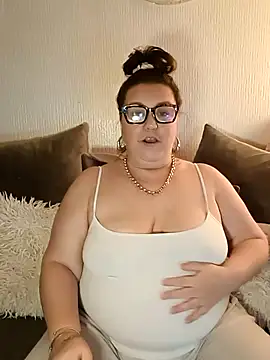 Nova-WiseX online show from December 15, 2025, 10:26 pm