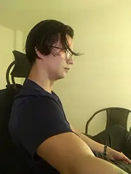 Brandon starkk online show from April 3, 2026, 12:44 pm