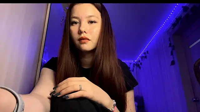 CutieSlim online show from November 20, 2025, 8:04 am