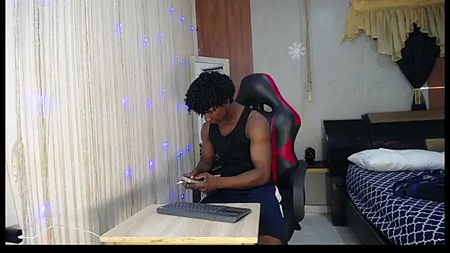 Snapshot of negga_cum chatting on February 3, 2026, 2:00 pm negga cum online show from February 3, 2026, 2:00 pm