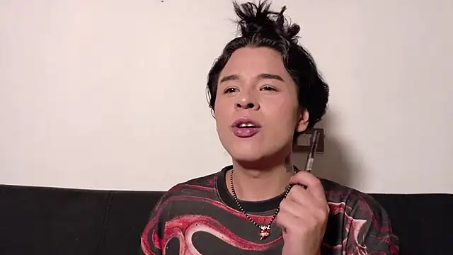 Angel-umbra online show from March 11, 2026, 7:24 am