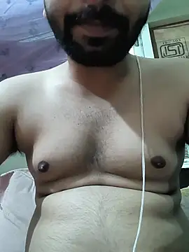 hunterr1593 online show from June 21, 2026, 2:39 am