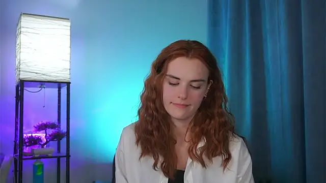 foxy cute4you online show from April 15, 2026, 7:58 pm