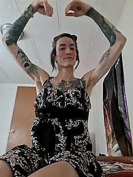 Snapshot of MaitressePomme3 chatting on November 21, 2025, 2:16 pm MaitressePomme3 online show from November 21, 2025, 2:16 pm