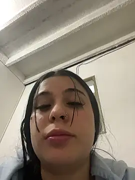 Snapshot of Katherinesweett_ chatting on November 27, 2025, 8:42 pm Katherinesweett online show from November 27, 2025, 8:42 pm