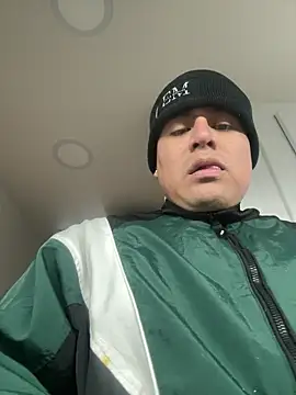 Snapshot of Pelotas2000 chatting on February 1, 2026, 7:50 am Pelotas2000 online show from February 1, 2026, 7:50 am