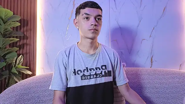 krisstormvg online show from November 27, 2025, 7:47 pm