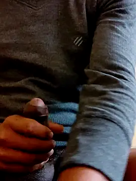 Snapshot of Zinexraj chatting on November 21, 2025, 7:07 am Zinexraj online show from November 21, 2025, 7:07 am