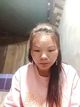 Snapshot of yu-zhen chatting on November 22, 2025, 7:18 am yu-zhen online show from November 22, 2025, 7:18 am