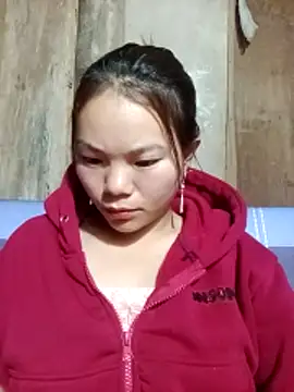 yu-zhen online show from December 22, 2025, 8:20 pm