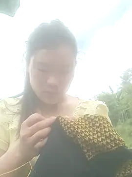 meomeo-00 online show from November 24, 2025, 3:06 am