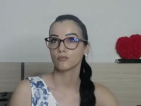 IvyCole online show from February 10, 2026, 9:36 pm