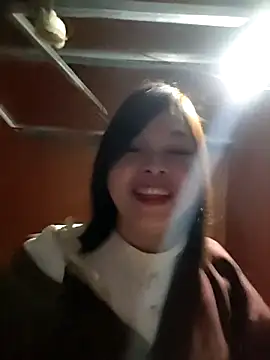 Snapshot of Cover-baa chatting on February 1, 2026, 10:57 am Cover-baa online show from February 1, 2026, 10:57 am