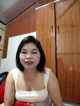 Cover-baa online show from December 3, 2025, 9:47 pm