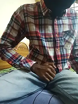 Shadow Guy online show from November 29, 2025, 5:07 am