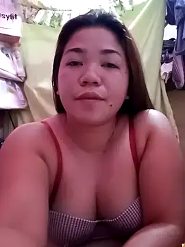 Snapshot of Sweet_dove05 chatting on November 27, 2025, 11:05 pm Sweet dove05 online show from November 27, 2025, 11:05 pm