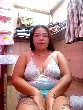 Snapshot of Sweet_dove05 chatting on November 28, 2025, 9:26 pm Sweet dove05 online show from November 28, 2025, 9:26 pm