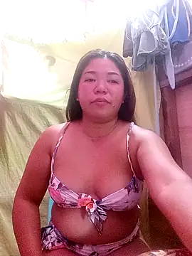 Snapshot of Sweet_dove05 chatting on November 23, 2025, 12:09 am Sweet dove05 online show from November 23, 2025, 12:09 am