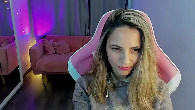 amelia meili online show from November 21, 2025, 1:21 pm