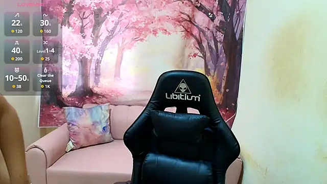 Snapshot of Emma_latinasexy18 chatting on November 28, 2025, 6:30 pm Emma latinasexy18 online show from November 28, 2025, 6:30 pm