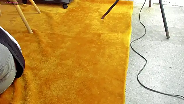   Miguel7w7 online show from November 30, 2025, 1:34 pm