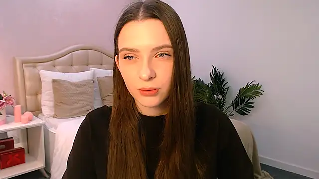 Snapshot of charming_berry chatting on November 26, 2025, 6:02 am charming berry online show from November 26, 2025, 6:02 am