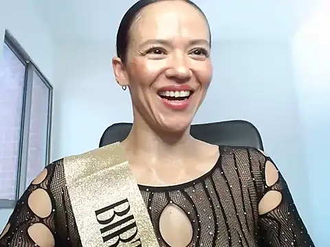Snapshot of Annie_Cervantez chatting on March 19, 2026, 4:40 pm Annie Cervantez online show from March 19, 2026, 4:40 pm
