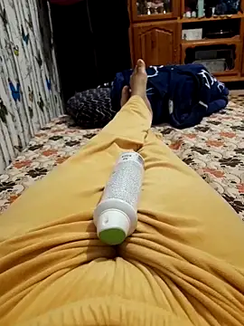 Snapshot of Nora_arabi chatting on April 6, 2026, 9:43 am Nora arabi online show from April 6, 2026, 9:43 am