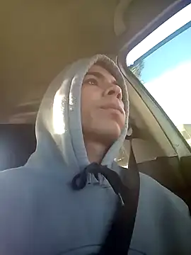 Snapshot of Martins2444 chatting on November 21, 2025, 9:08 am Martins2444 online show from November 21, 2025, 9:08 am