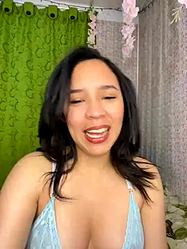 Esmerald 1111 online show from November 27, 2025, 10:48 am