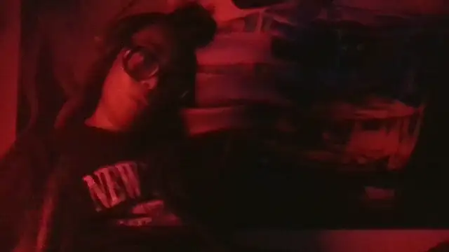 Snapshot of VenezuelaLuxeNoir chatting on February 9, 2026, 8:12 am VenezuelaLuxeNoir online show from February 9, 2026, 8:12 am