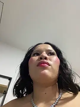 Snapshot of Soffiegrey chatting on November 22, 2025, 2:10 am Soffiegrey online show from November 22, 2025, 2:10 am