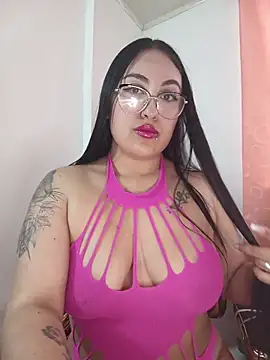 Snapshot of KatyVelvet07 chatting on November 24, 2025, 9:04 pm KatyVelvet07 online show from November 24, 2025, 9:04 pm