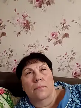 Snapshot of OliviaaSkyy chatting on November 28, 2025, 8:31 pm OliviaaSkyy online show from November 28, 2025, 8:31 pm