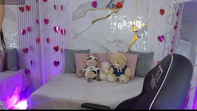 Canndyy tay1 online show from February 20, 2026, 6:43 pm