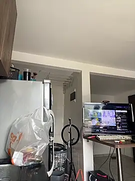 Snapshot of Jin_kougasaki chatting on November 21, 2025, 4:39 pm Jin kougasaki online show from November 21, 2025, 4:39 pm