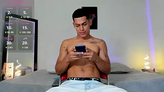 blorelopez online show from June 21, 2026, 6:25 pm