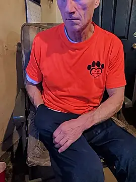 davedonny093 online show from January 12, 2026, 2:18 am