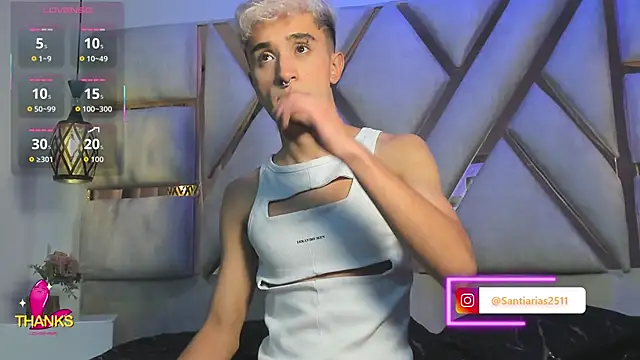 Snapshot of holypetal chatting on November 20, 2025, 3:51 am holypetal online show from November 20, 2025, 3:51 am